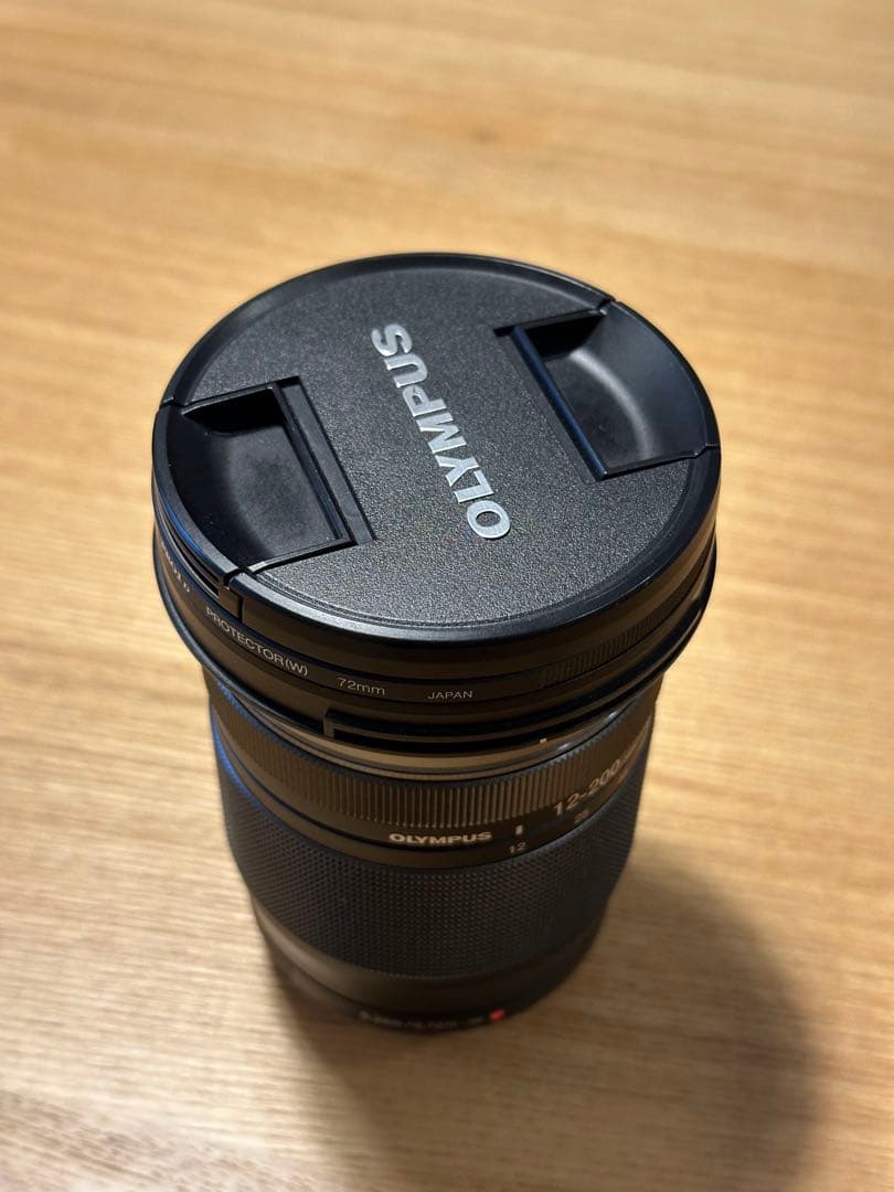 OLYMPUS 12-200mm ズームレンズ 本体