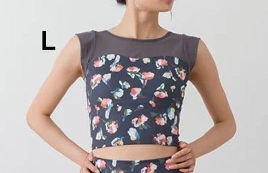 【SUKALA】新品未開封　ローズプリントグレースショートトップス