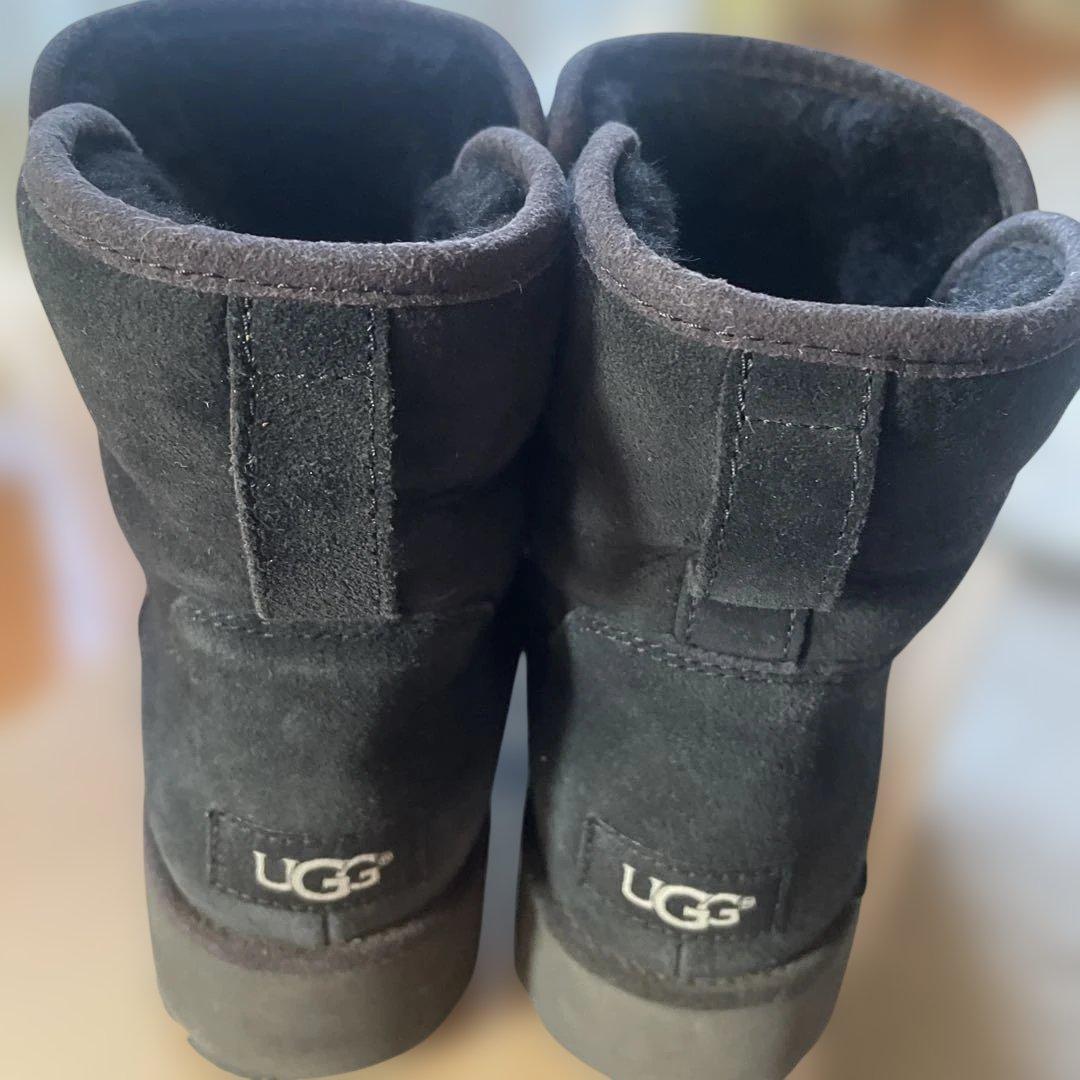 美品　UGG（アグ）クリスティン　ムートンブーツ　黒　サイズ26cm