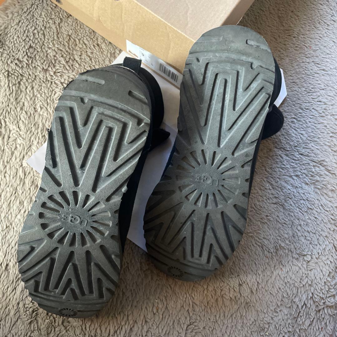 美品　UGG（アグ）クリスティン　ムートンブーツ　黒　サイズ26cm