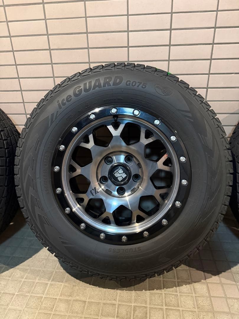 デリカ用 YOKOHAMAスタッドレス225/70R16 ホイール付4本