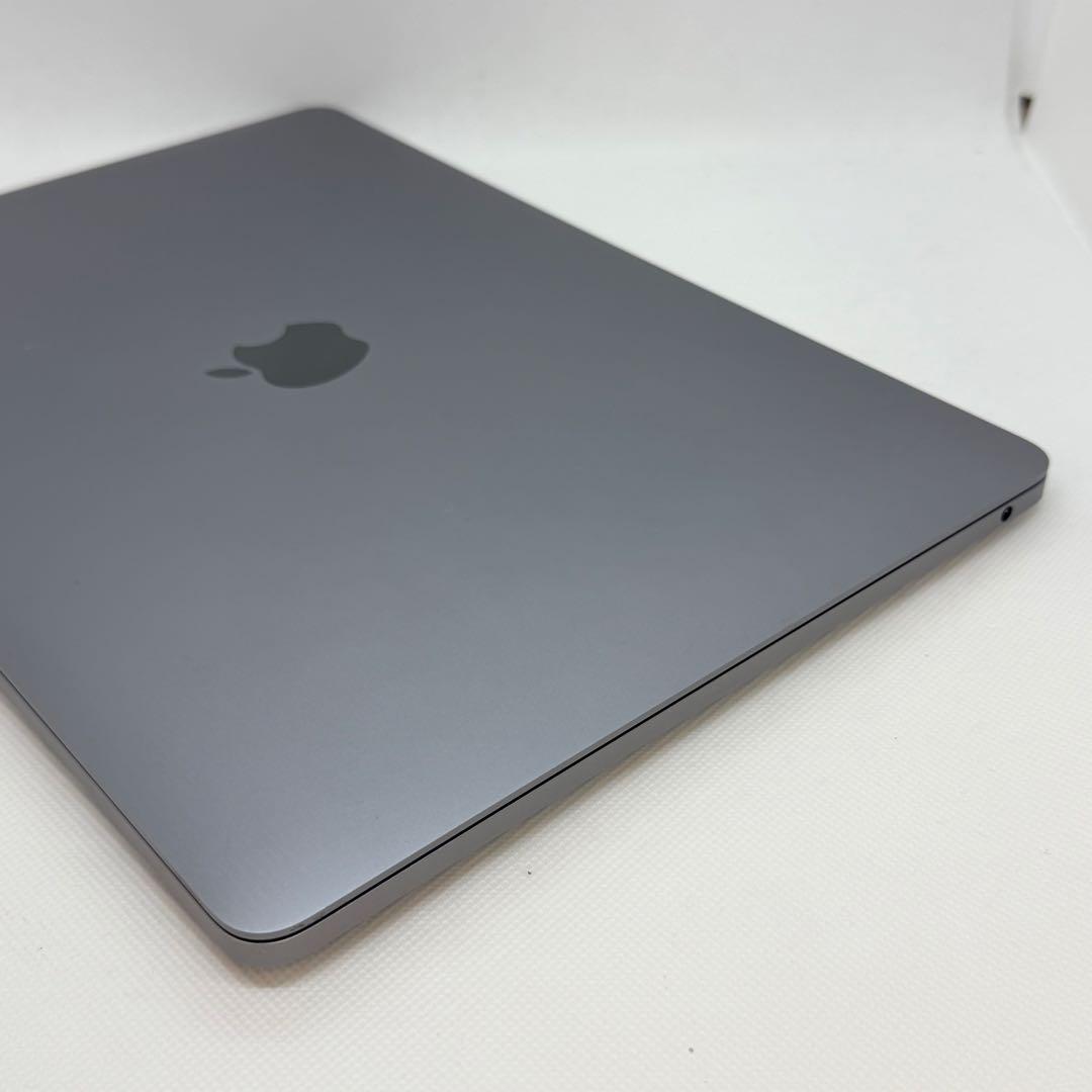 MacBook Pro M1 / 16GB / 512GB シルバー