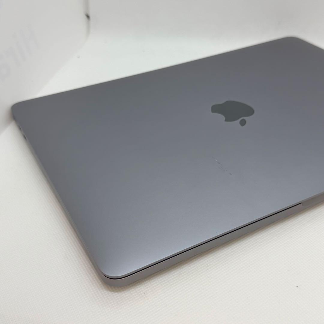 MacBook Pro M1 / 16GB / 512GB シルバー