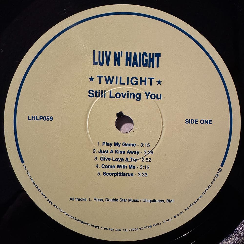 Twilight / Still Loving You 500枚限定