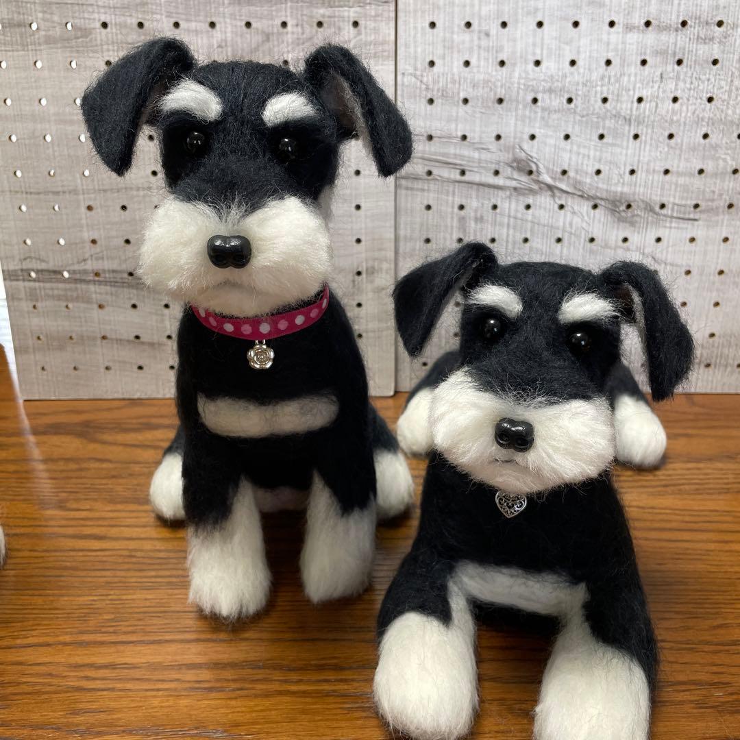 羊毛フェルト　ミニチュアシュナウザー　Mサイズ　3体