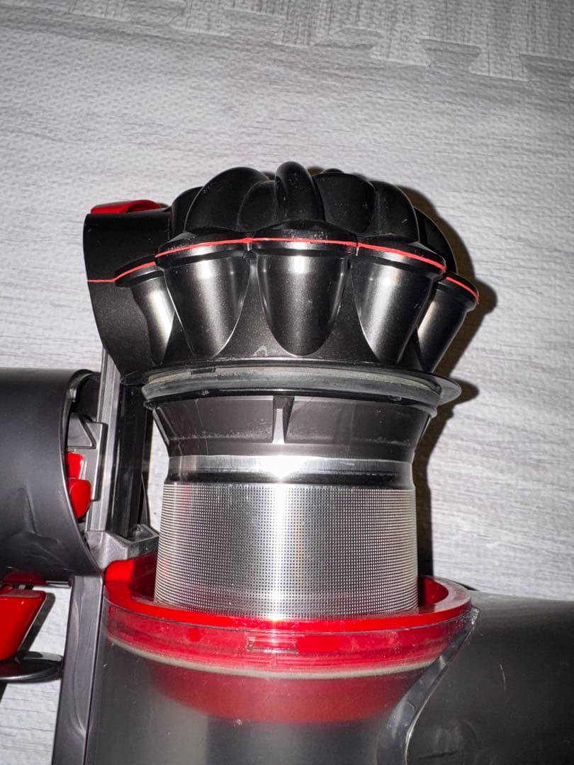 Dyson V8 パープル　本体、ヘッドともに分解洗浄済み