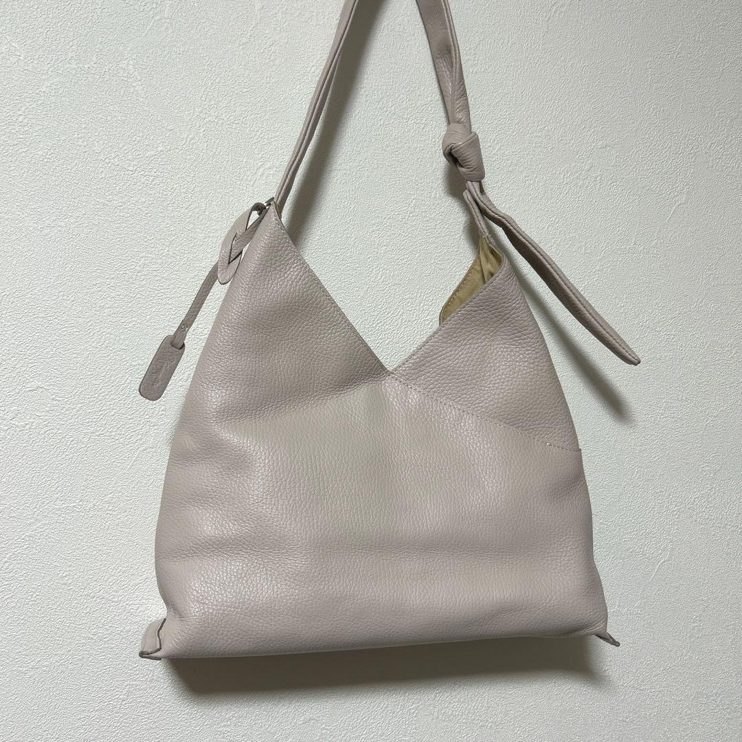 美品 銀座かねまつ カネマツ トライアングル レザーバッグ