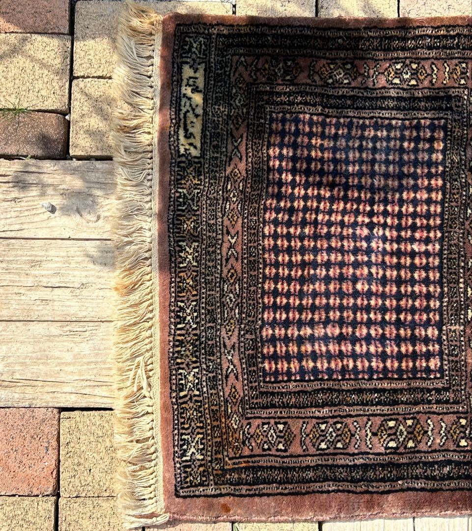 ヴィンテージ　ハンドメイド　ラグ・カーペット•マット