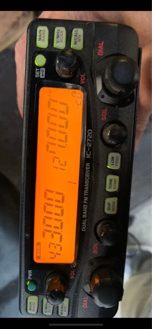 IC-2720 トランシーバー