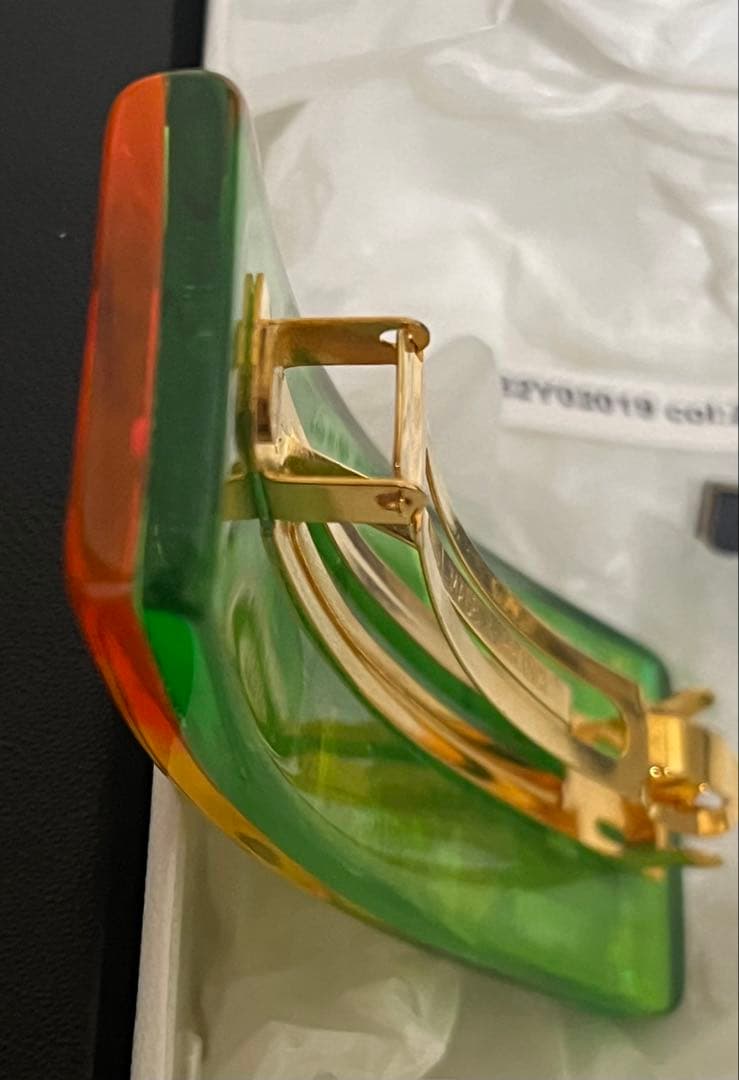 CHANEL レインボーカラーヴィンテージシャネルロゴバレッタ