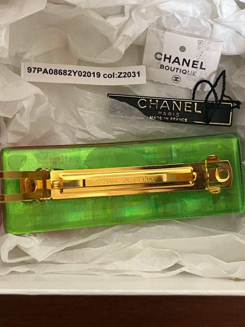 CHANEL レインボーカラーヴィンテージシャネルロゴバレッタ