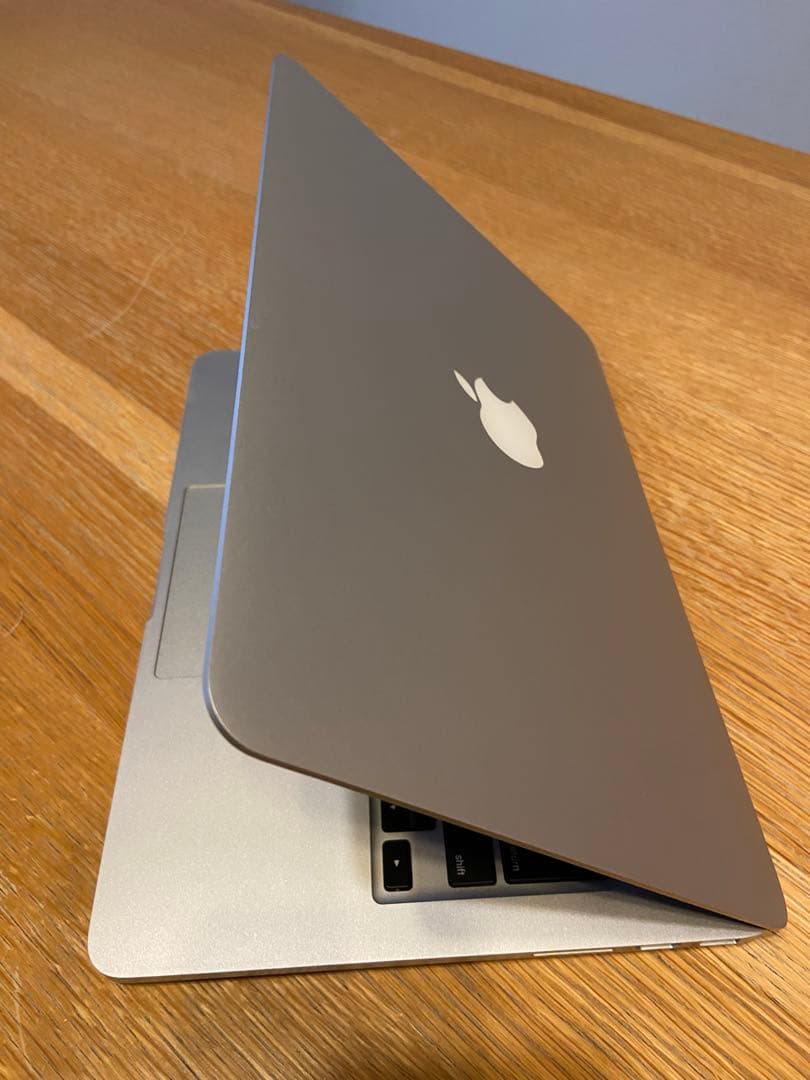 【極美品】MacBook Pro 13インチ Late2013充放電わずか83回