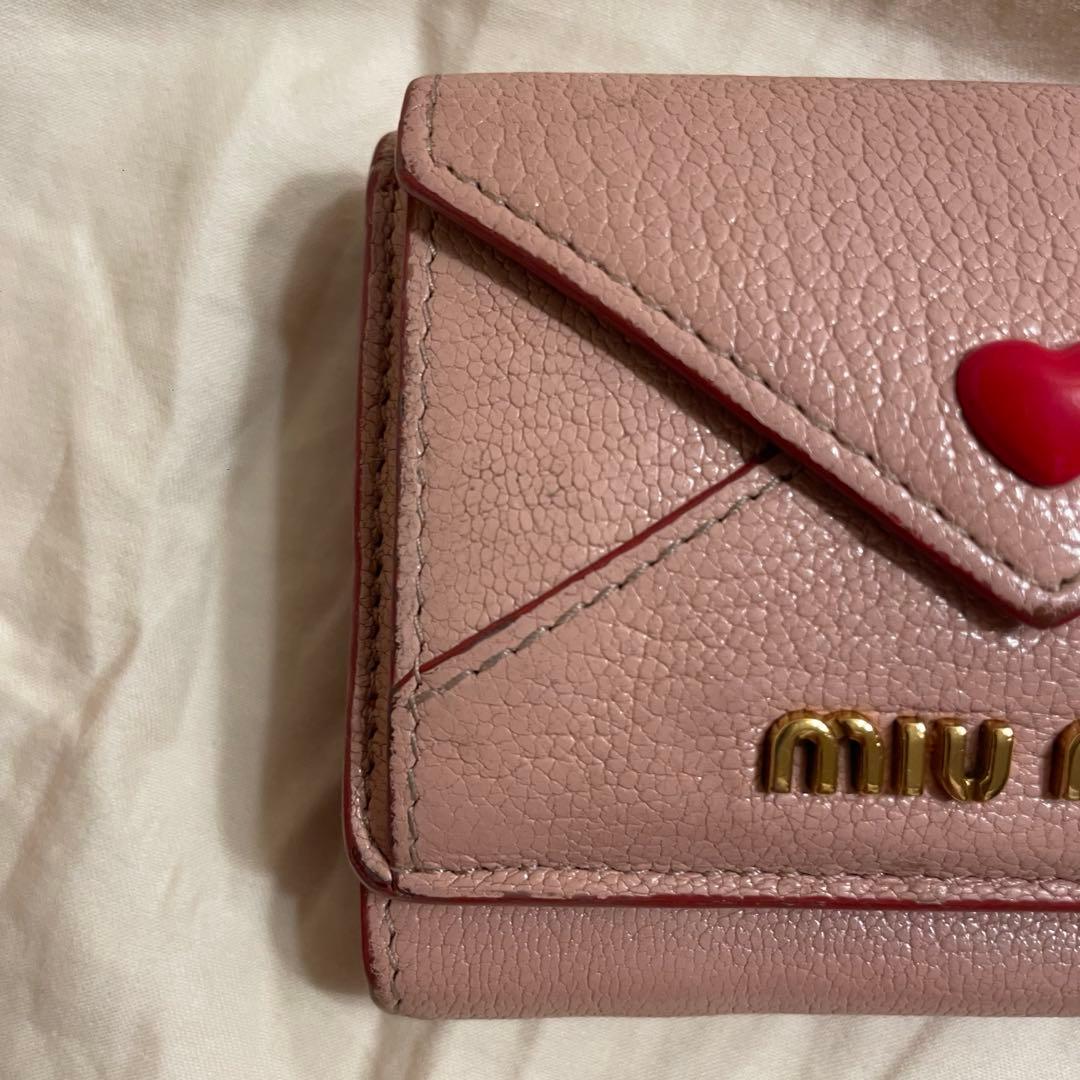 MIUMIU ラブレター　ミニ財布