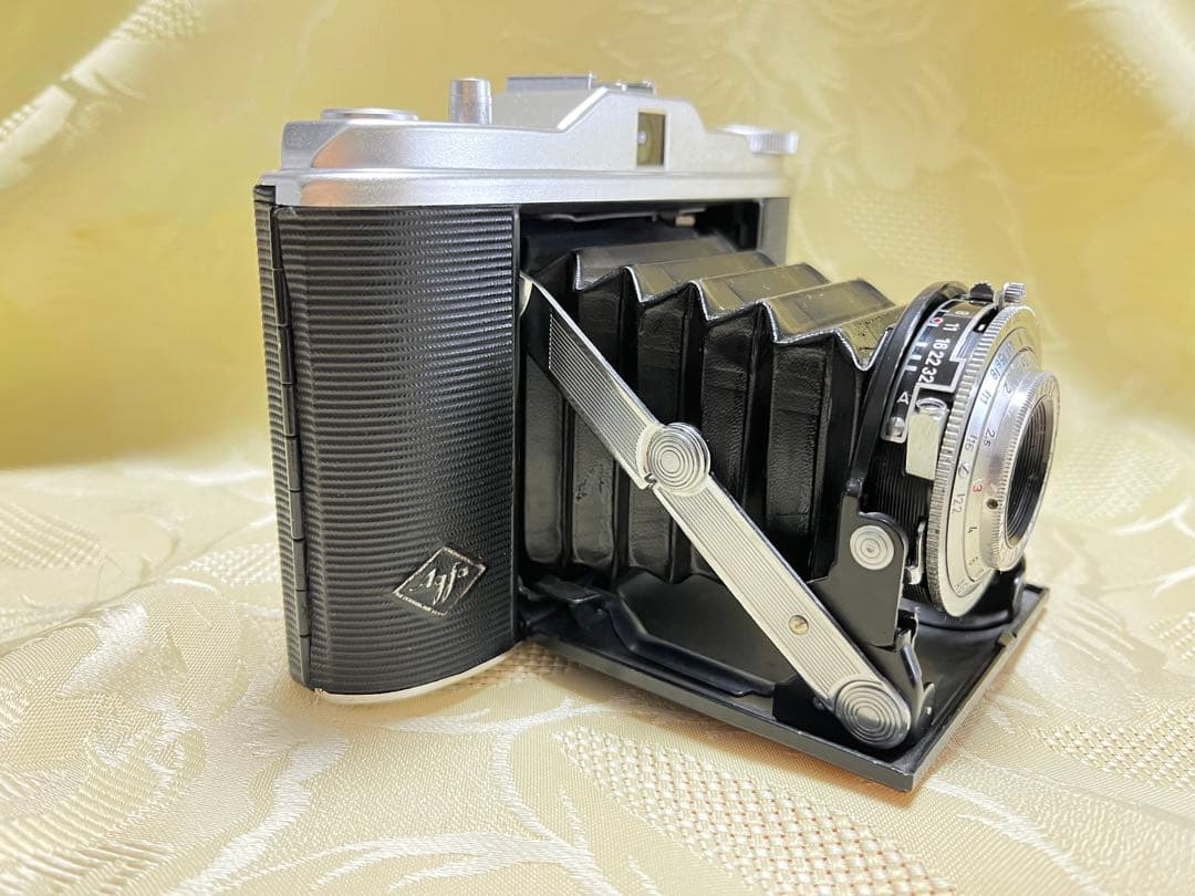 M*N様 Agfa ISOLETTE 蛇腹カメラ 美品　完動品 コンパクト　軽量
