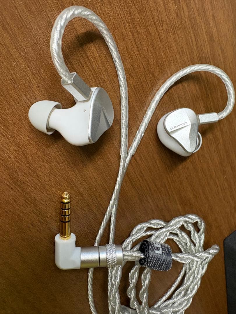 イヤホン Letshuoer Cadenza4