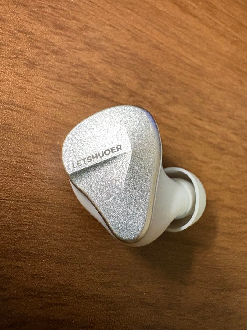 イヤホン Letshuoer Cadenza4