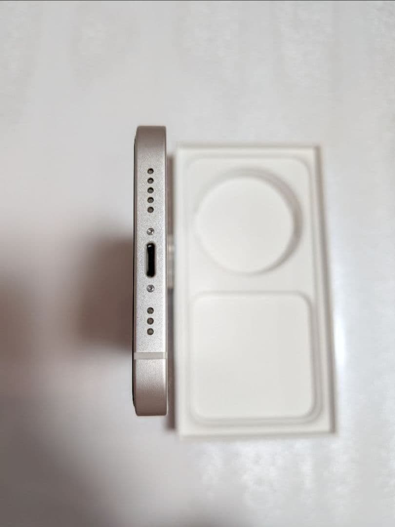 iPhone12 ホワイト