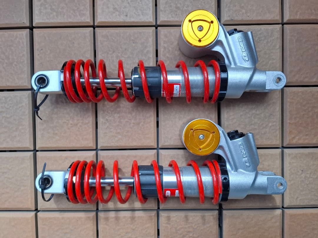 シグナスX 2型 3型 リアサスペンション