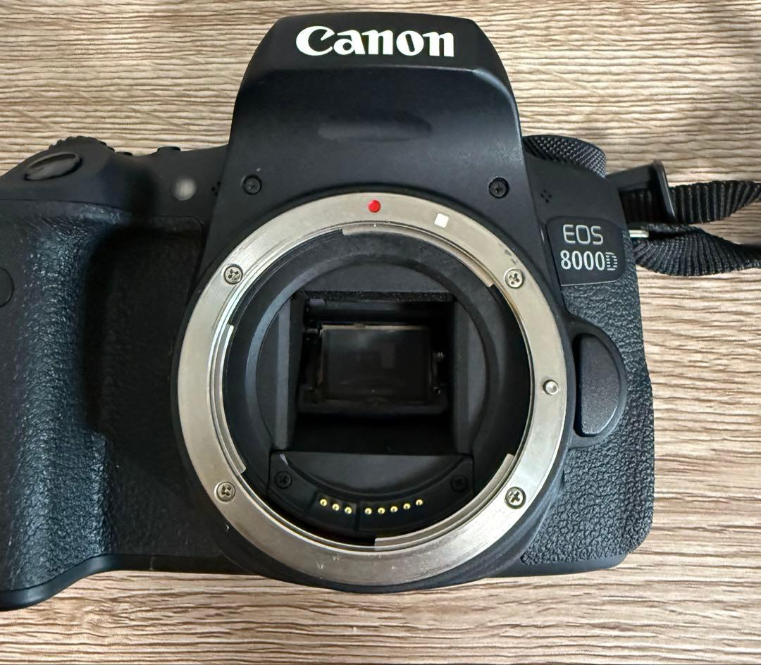 Canon EOS 8000D ダブルズームキット＆ EF50mm 単焦点レンズ