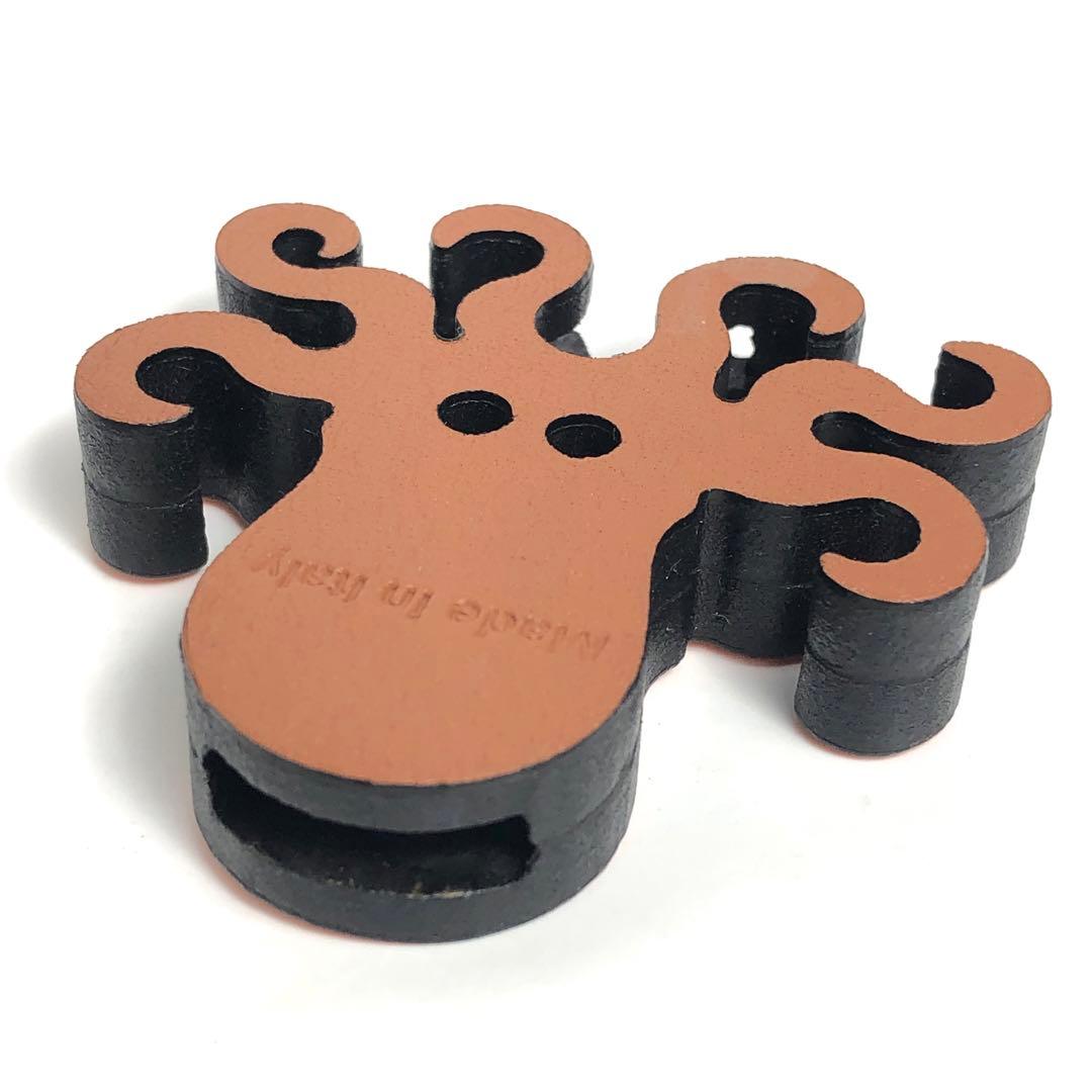 【ほぼ未使用】LOEWE ロエベ オクトパス ダイス チャーム レザー タコ