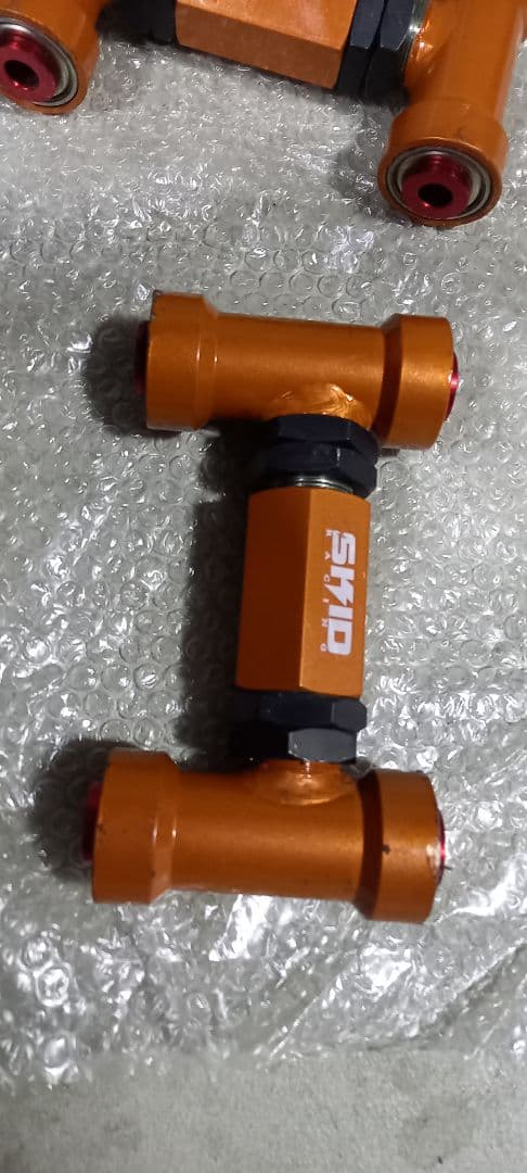 スキッドレーシング フロントアッパーアーム BNR32 HCR32 スカイライン