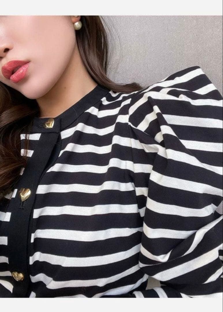 sheller シェリエ ハートボタンカーディガン