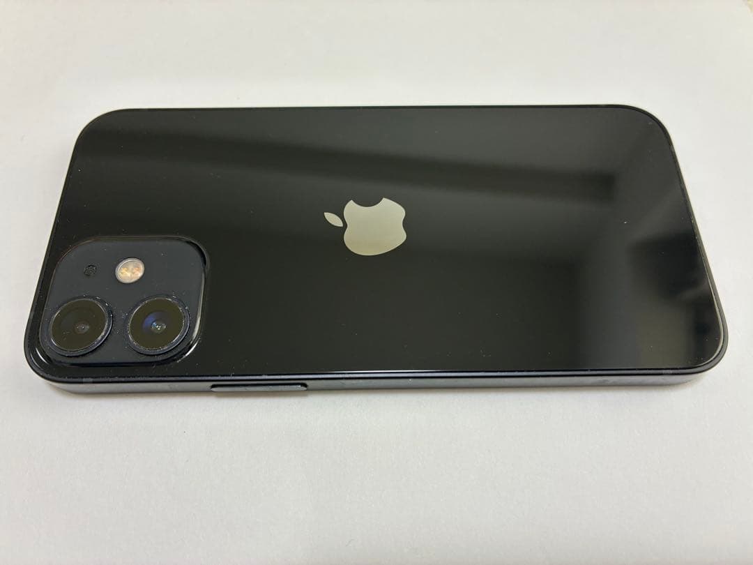 Apple iPhone 12 ブラック　128gb 値下げしました