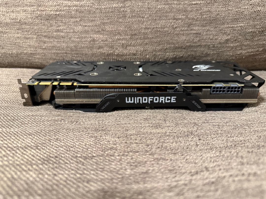 t*o様 GIGABYTE GTX980Ti 箱付き