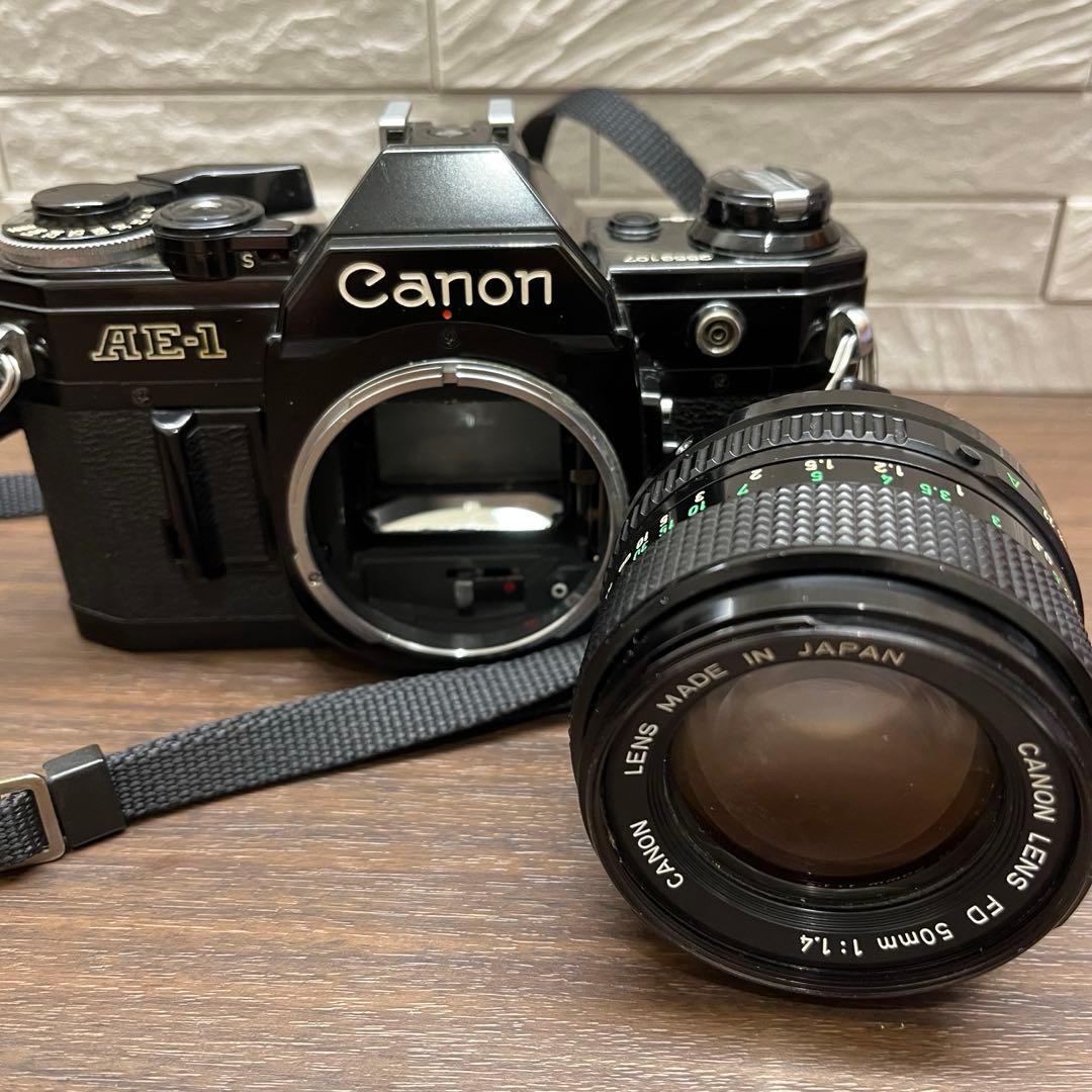 Canon AE-1 フィルムカメラ Lens FD 50mm f/1.8