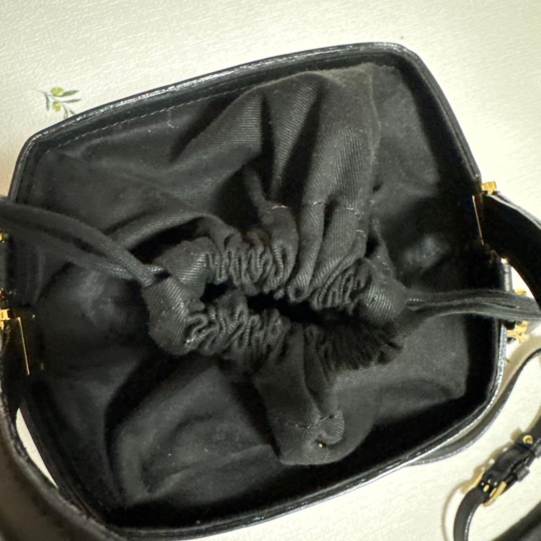 ヴィオラドーロ　かごバッグ