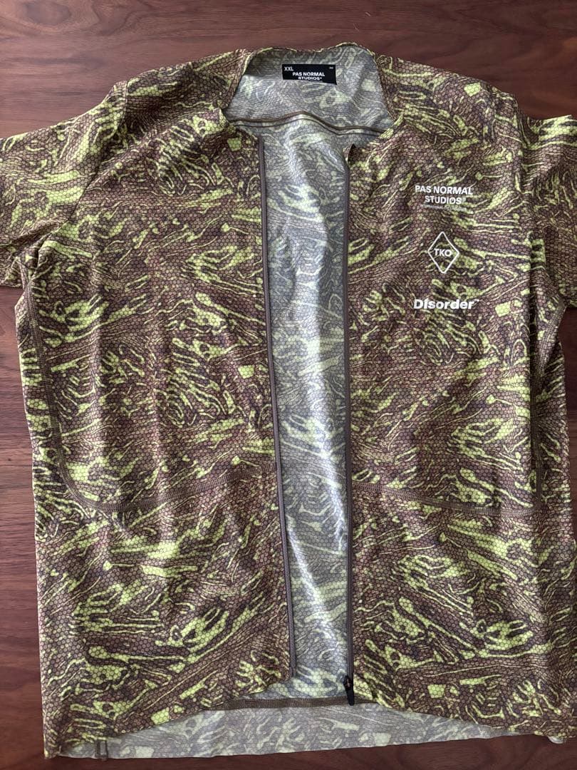 新品パスノーマルスタジオメンズT.K.O.メカニズム　プロジャージ半袖