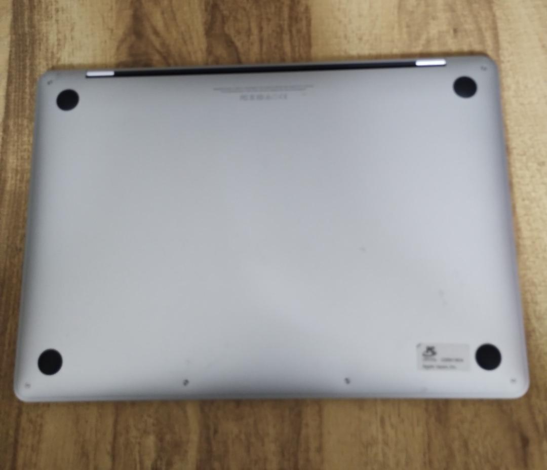 MacBook本体 #813.MacBook Pro 2.3ghz i5 8GB 13inch