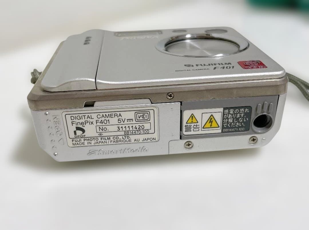 Fujifilm FinePix F401 デジタルカメラ