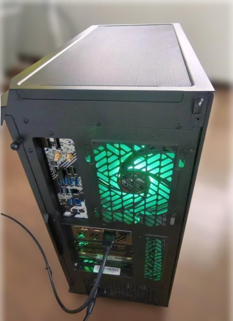 Ryzen7 7800X3D RTX 4060 DDR5 32GB(オマケ付き)