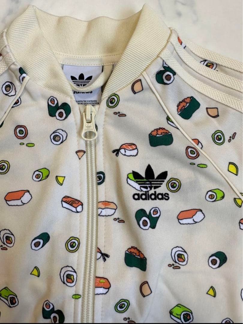 新品未使用　アディダス　ジャージ　セットアップ　寿司柄　100
