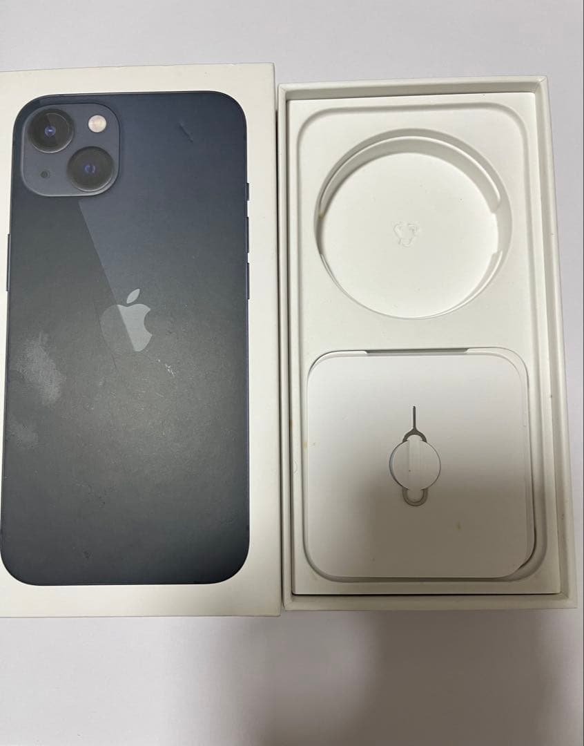 iPhone13本体　ミッドナイト　128GB SIMフリー