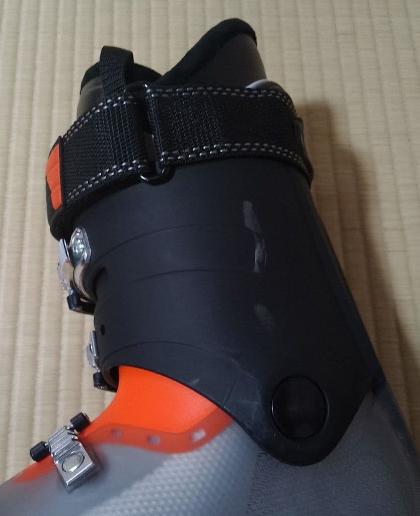 ATOMIC スキーブーツ フレックス90 サイズ25.5cm