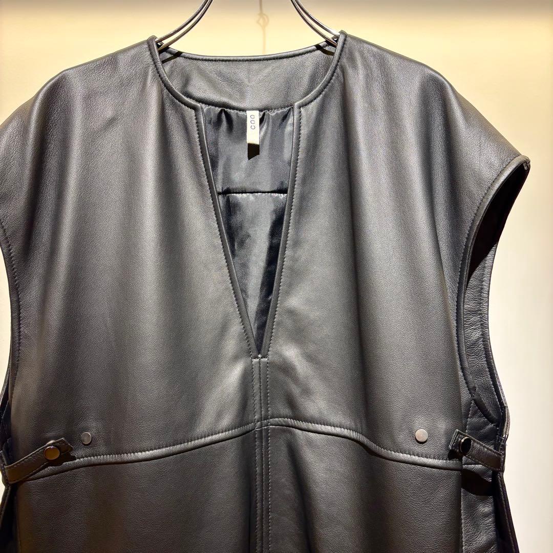 美品 CCU レザーベスト フリーサイズ ライダース レザー