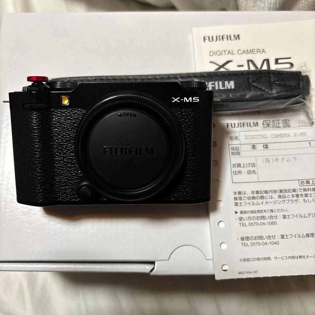 FUJIFILM X-M5 ブラック　ボディのみ