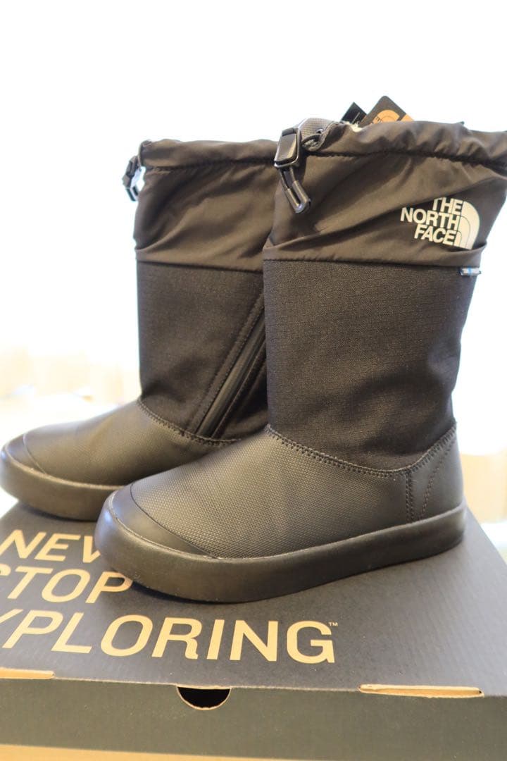 ノースフェイスBase Camp Bootie Lite Ⅱ ￼ブラック