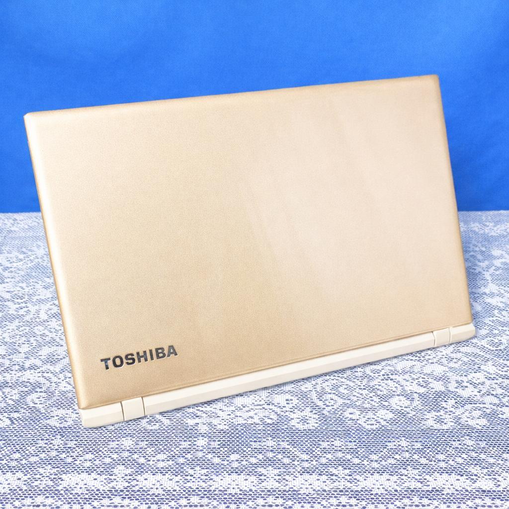 美品❣ 東芝ノートパソコン 薄型軽量 ゴールド✨Win11 SSD カメラ付き