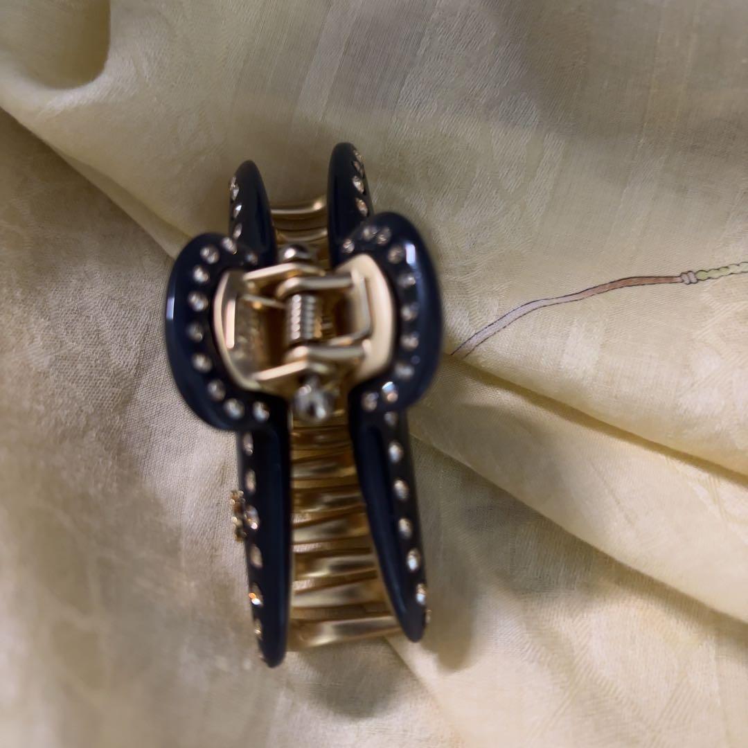 acca ティアラクイーン クリップ Mサイズ 紺