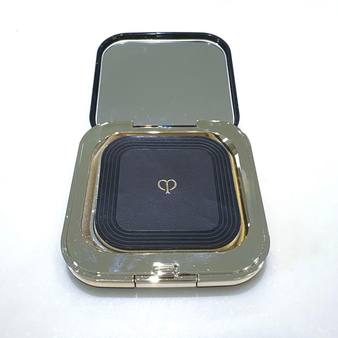 クレドポー ボーテ プードル コンパクト エサンシエルn フェイスパウダー