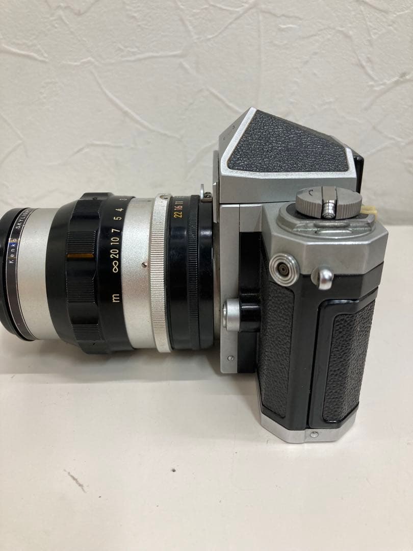 Nikon F フィルムカメラ　レンズ付き