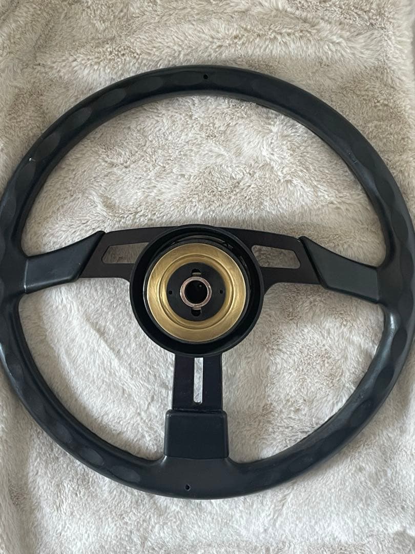MOMO steering wheel racing model イタリア製
