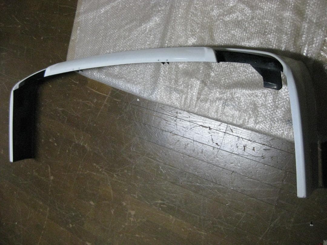 80系　ノア　エスクァイア　ヴォクシー　モデリスタ　リアハーフスポイラー　パール