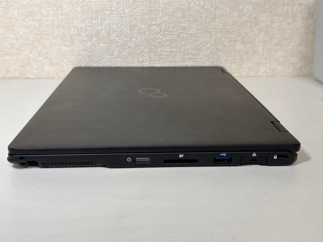 Fujitsu LIFEBOOK ノートPC 本体