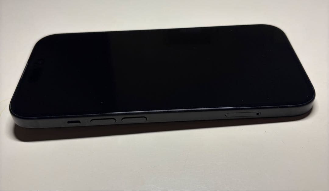 iPhone15 本体　128GB ブラック　バッテリー86% 箱付き