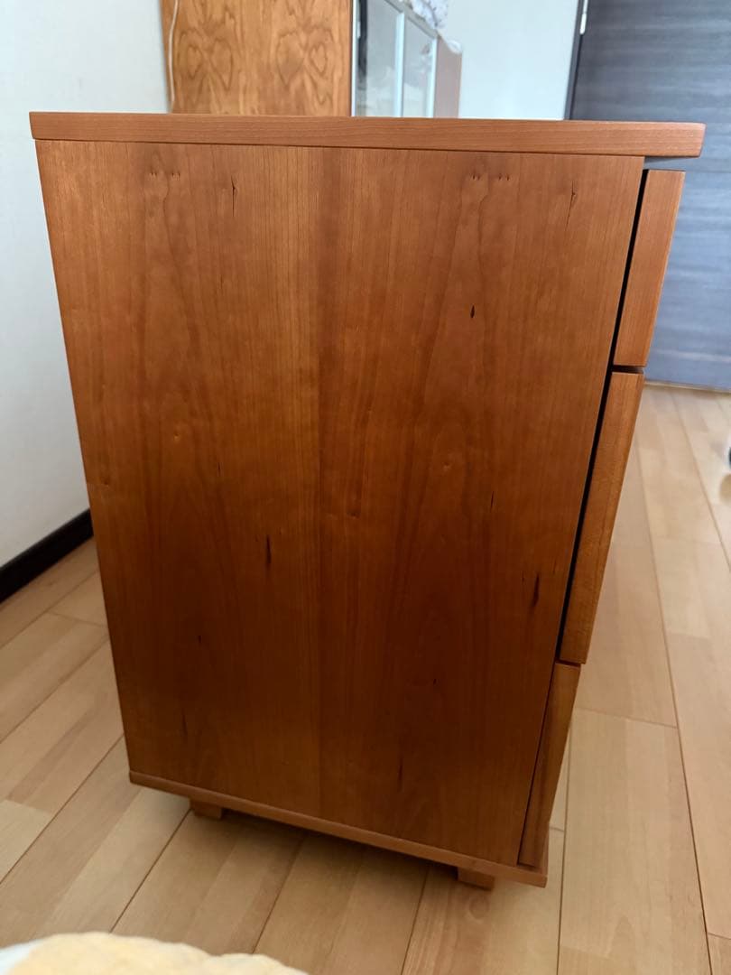 アクタス　チェスト　チェリー