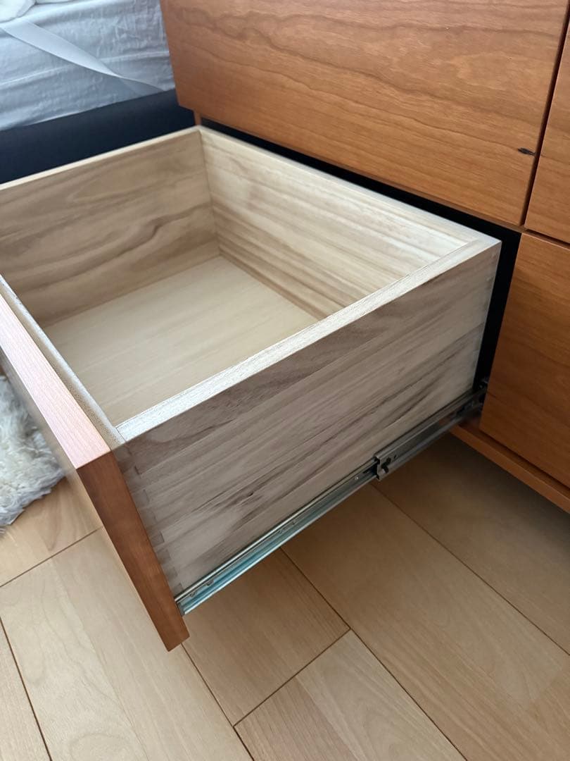 アクタス　チェスト　チェリー